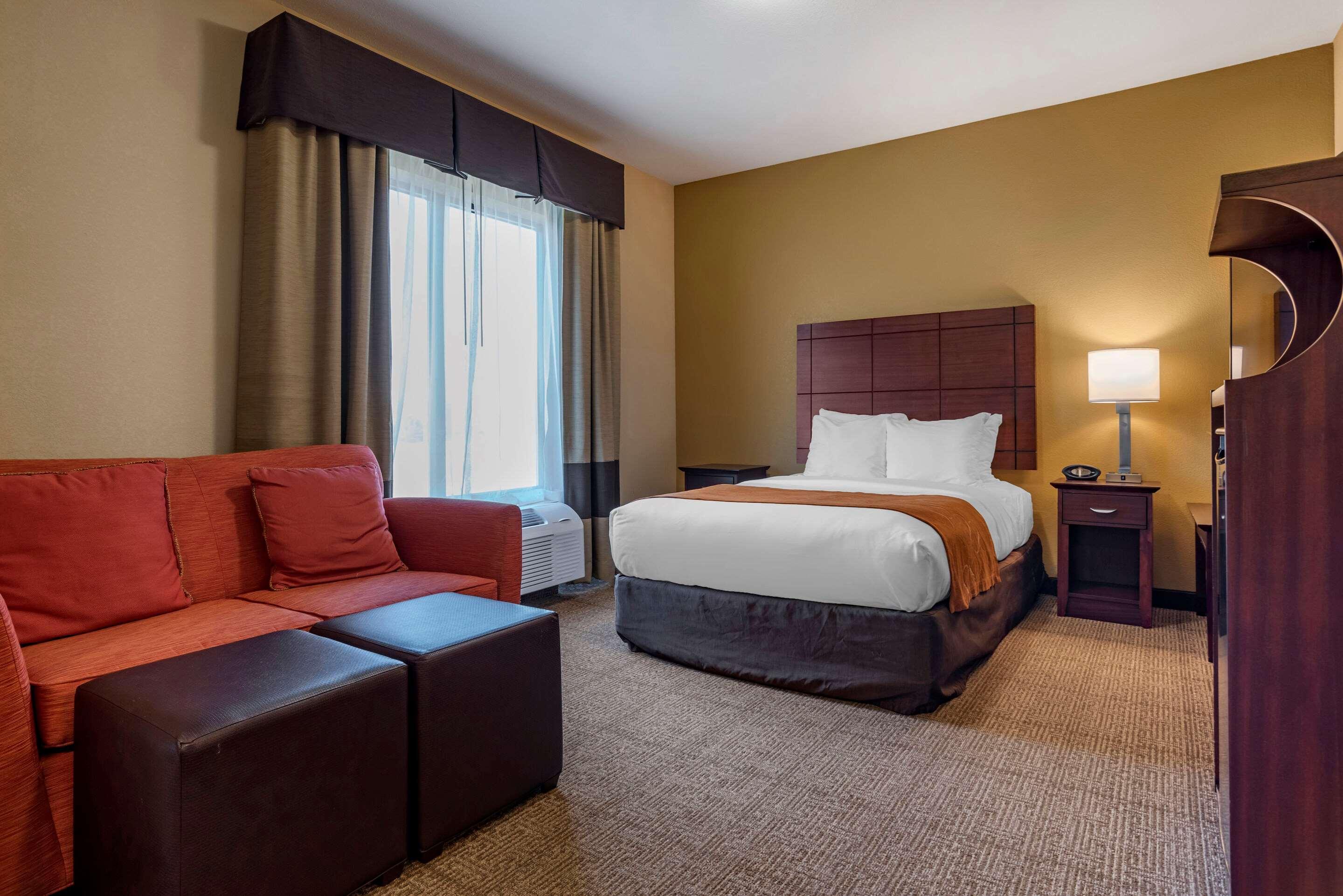 Comfort Suites Airport South Montgomery Buitenkant foto