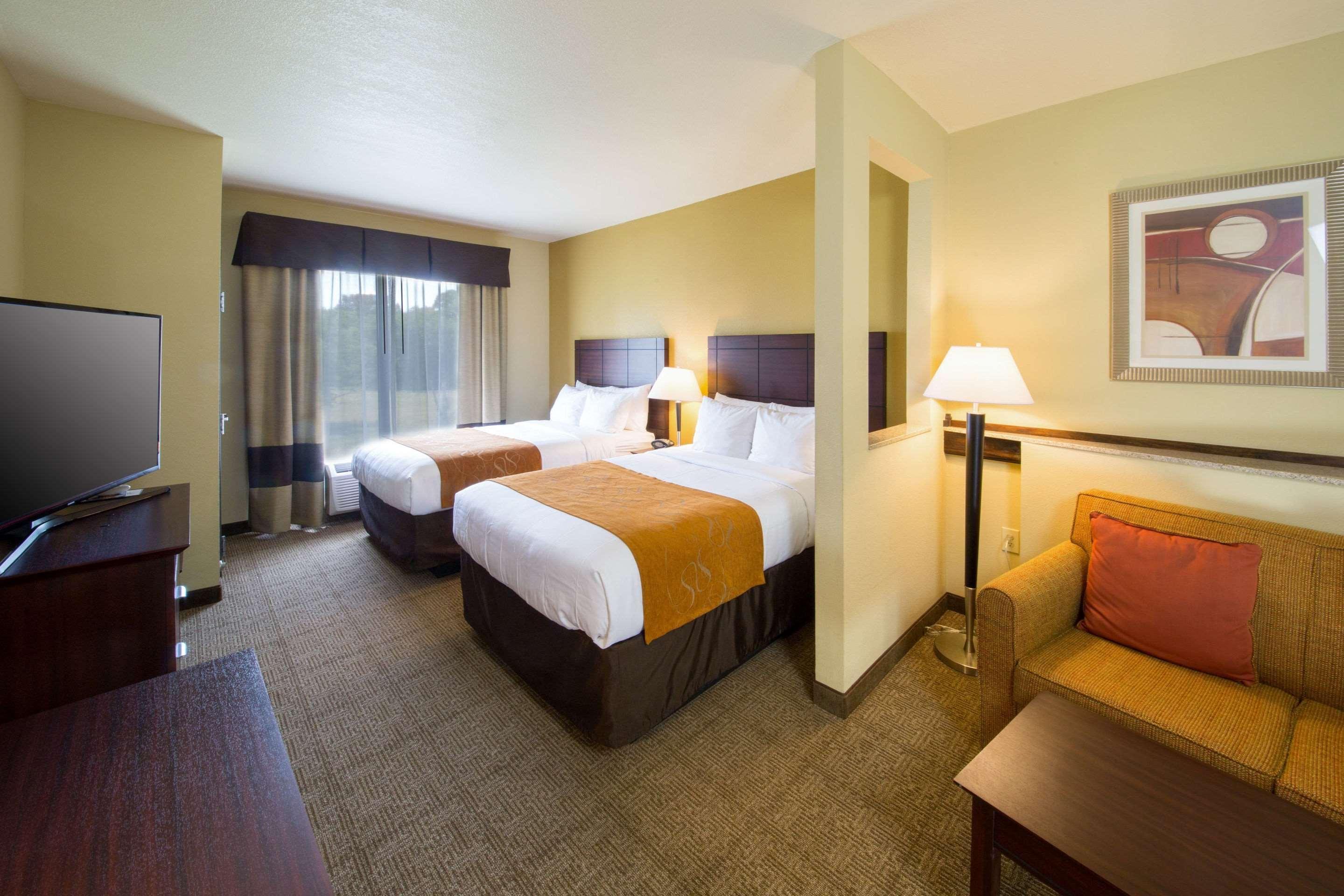 Comfort Suites Airport South Montgomery Buitenkant foto