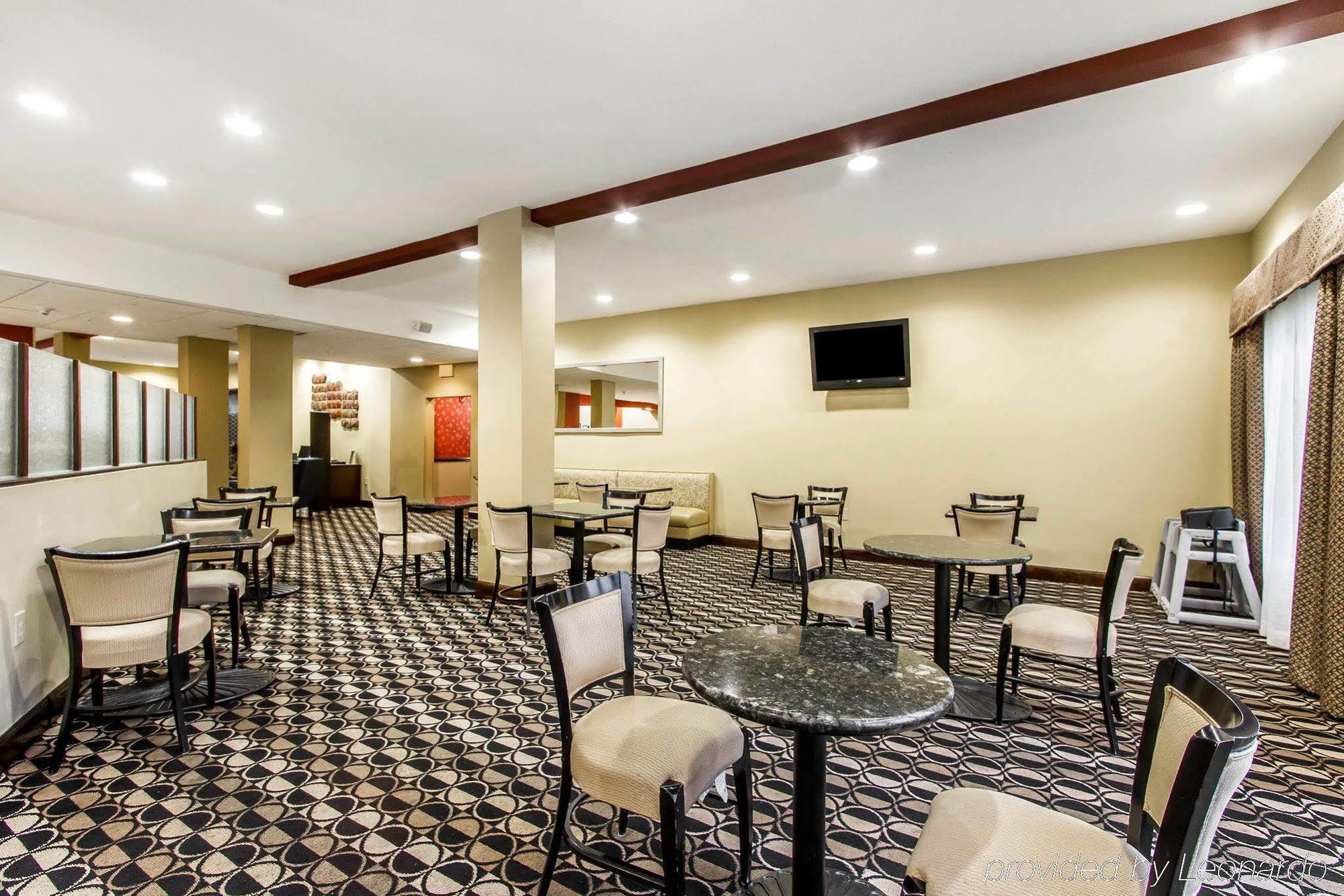 Comfort Suites Airport South Montgomery Buitenkant foto